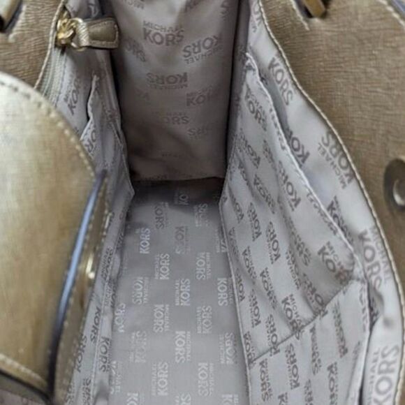 MICHAEL KORS KARLA STUD MED E/W SATCHEL Crossbody Bag In GOLD Leather - Picture 6 of 6
